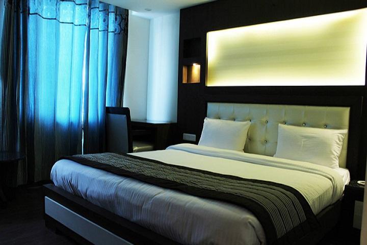 Hotel Opulence Патханкот Екстер'єр фото