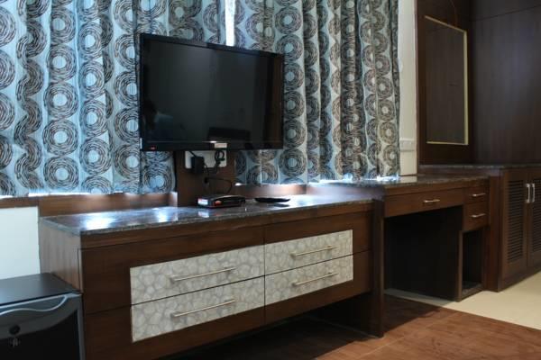 Hotel Opulence Патханкот Екстер'єр фото