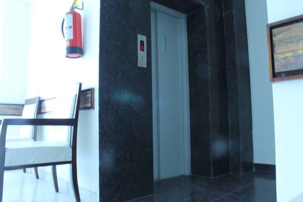 Hotel Opulence Патханкот Екстер'єр фото