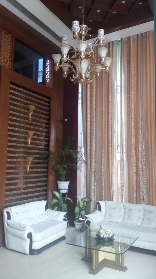 Hotel Opulence Патханкот Екстер'єр фото